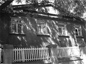 Grochowska 312/314. Dom mieszkalny wybudowany przez Stefana Twardowskiego w 1928 roku.